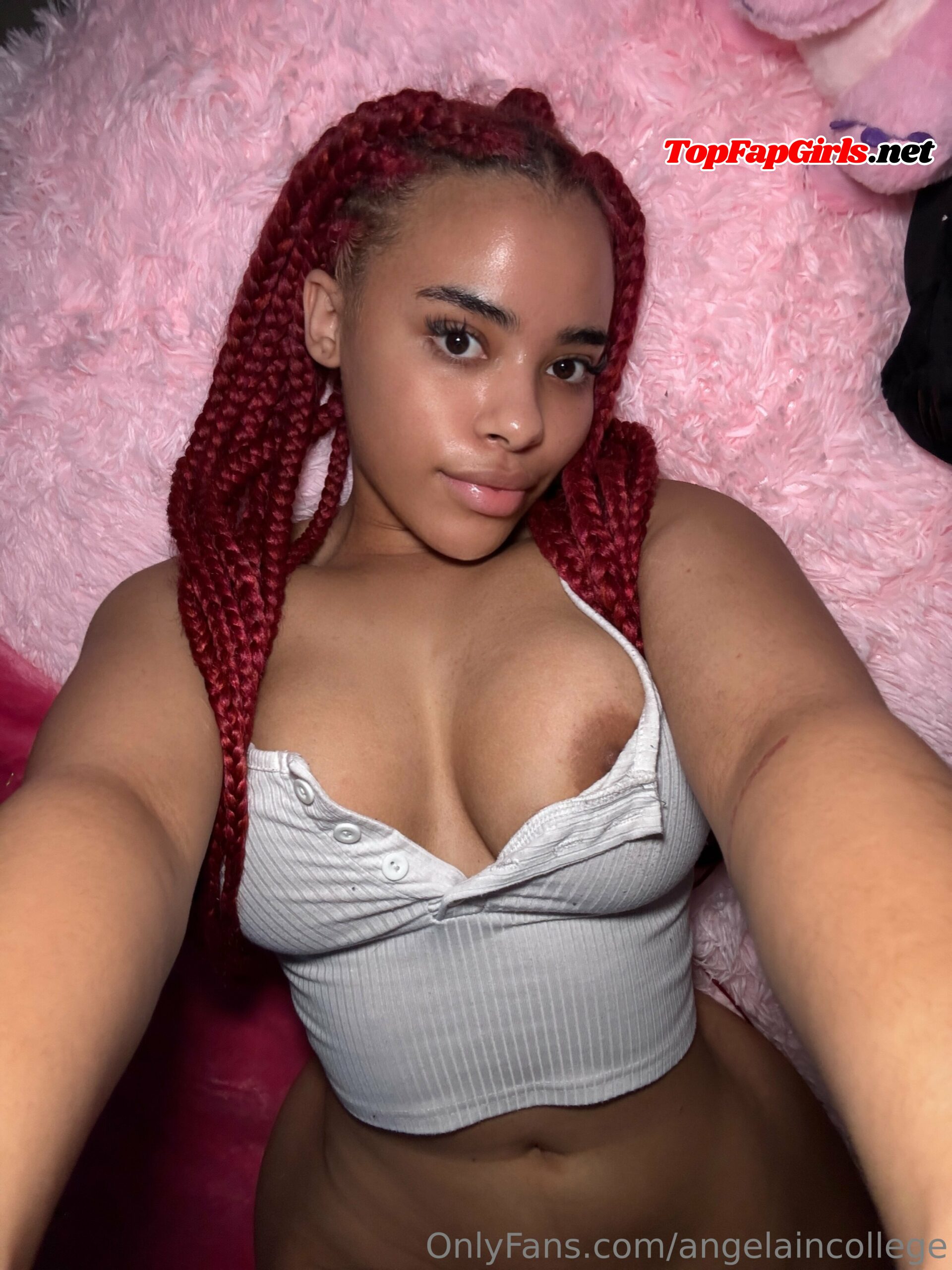 TopFapGirls.net provides exclusive FAP-uncensored OnlyFans Leaked pics for free. | Angelaincollege Nude aka Angelaincollege Leaked 14 scaled
